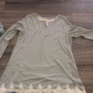 Long sleeve greenish shirt